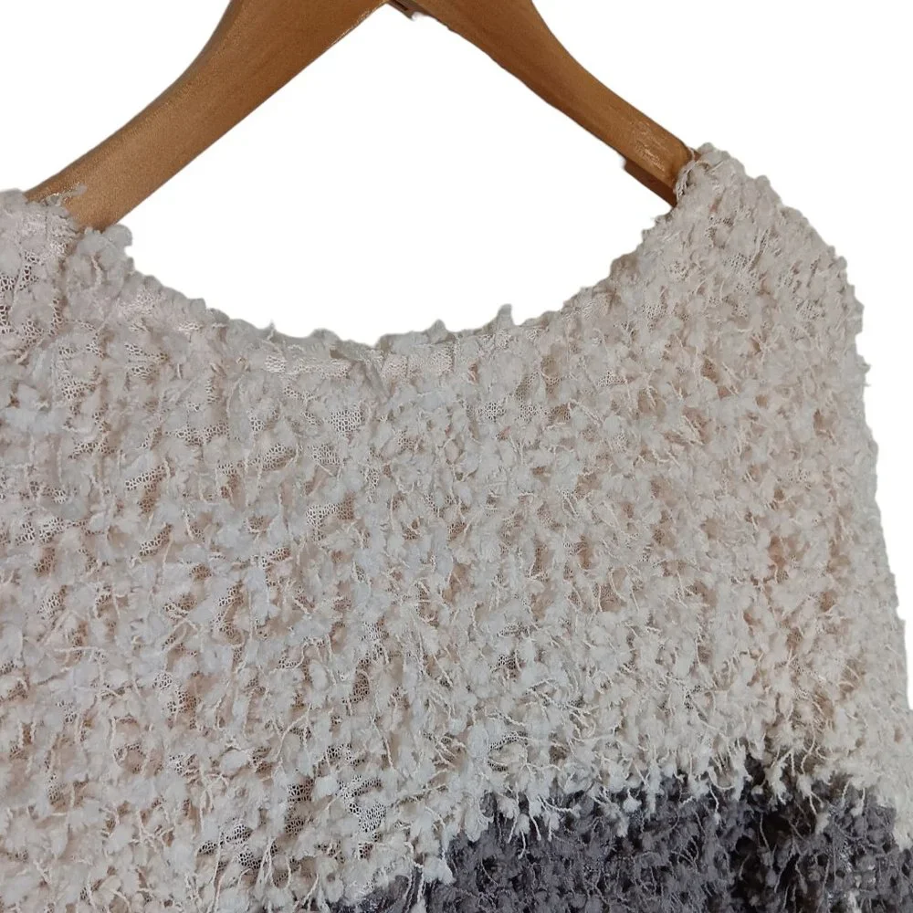 Blu Pepper Fringe Shag Long Sleeve Top Sweater Cream Gray Brown Small